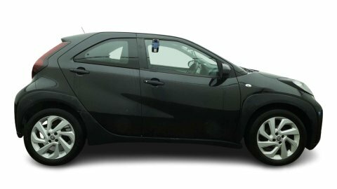 Toyota Aygo X 1.0 Vvt-i Pure EF22SUX Black #2