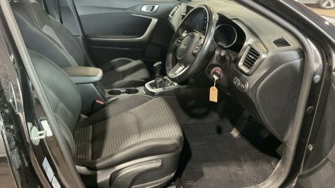 Kia Ceed 1.5T Gdi Isg 3 White #9