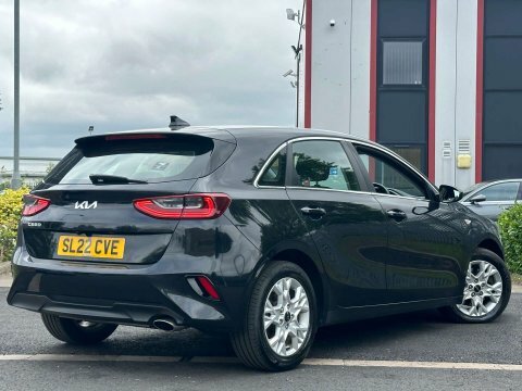 Kia Ceed 1.0 T-gdi 2 SL22CVE Black #4