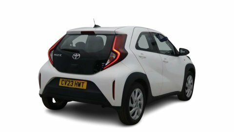 Toyota Aygo X 1.0 Vvt-i Pure White #3