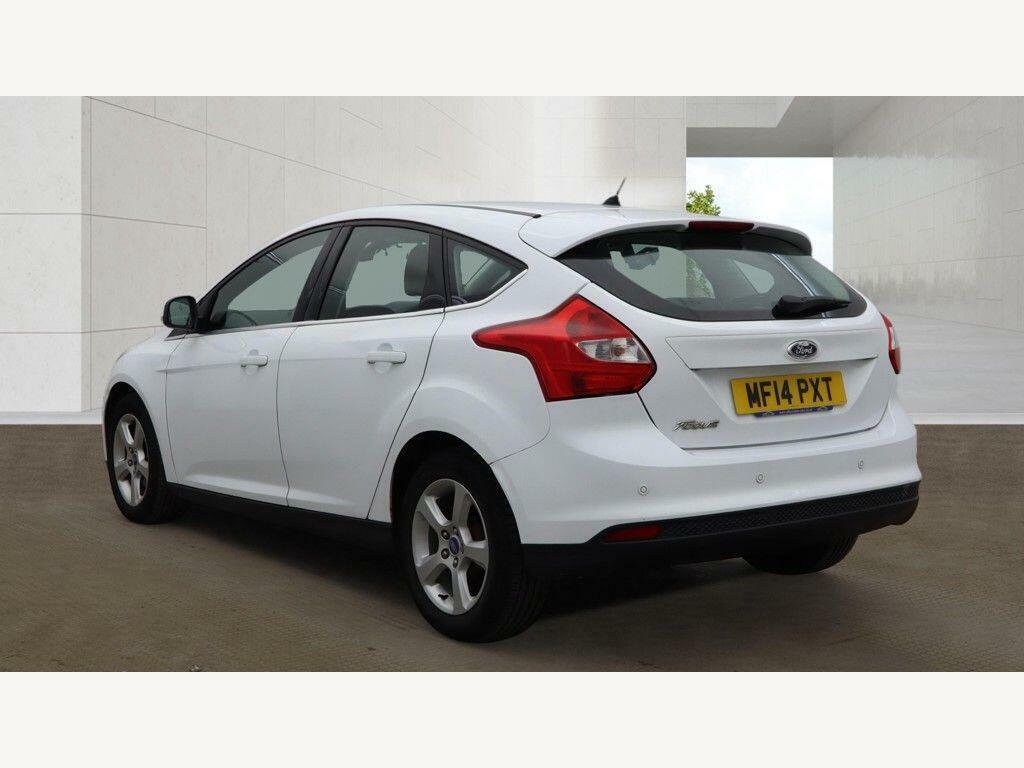Ford Focus 1.6 Zetec Navigator Euro 5 MF14PXT White #3
