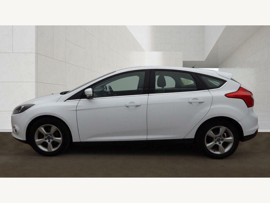 Ford Focus 1.6 Zetec Navigator Euro 5 MF14PXT White #6