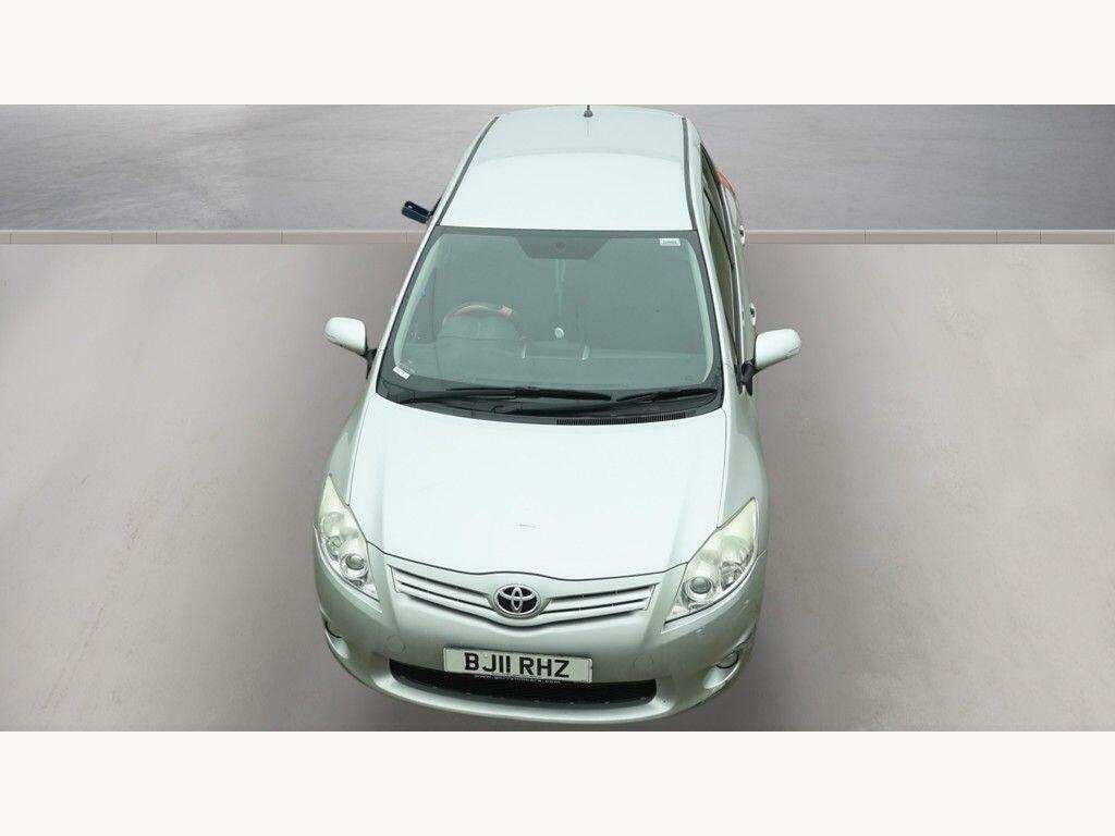 Toyota Auris 1.6 V-matic Tr Euro 5 Silver #5