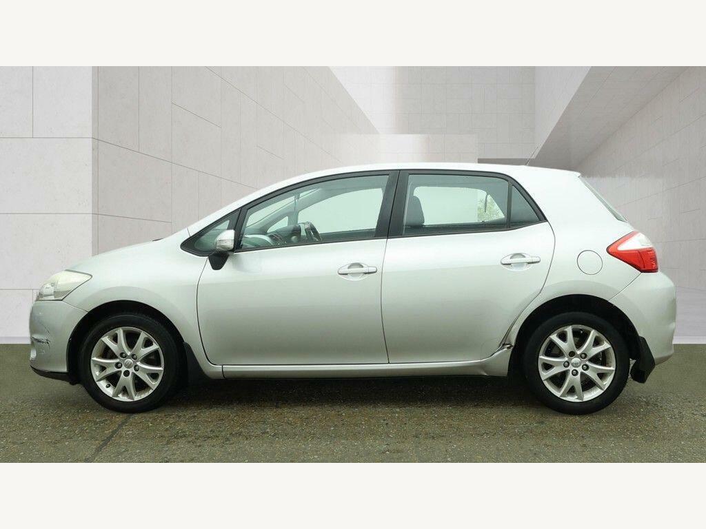 Toyota Auris 1.6 V-matic Tr Euro 5 Silver #4