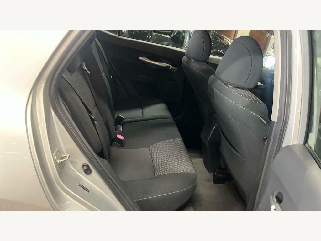 Toyota Auris Hybrid Blue #8