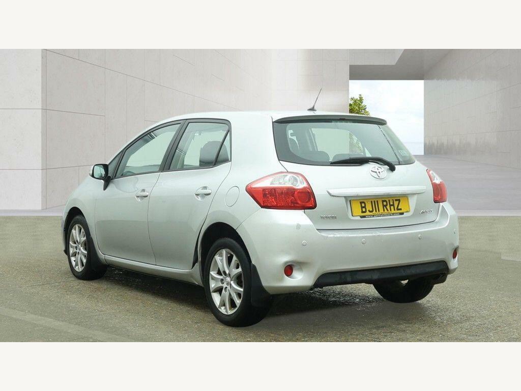 Toyota Auris 1.6 V-matic Tr Euro 5 Silver #3