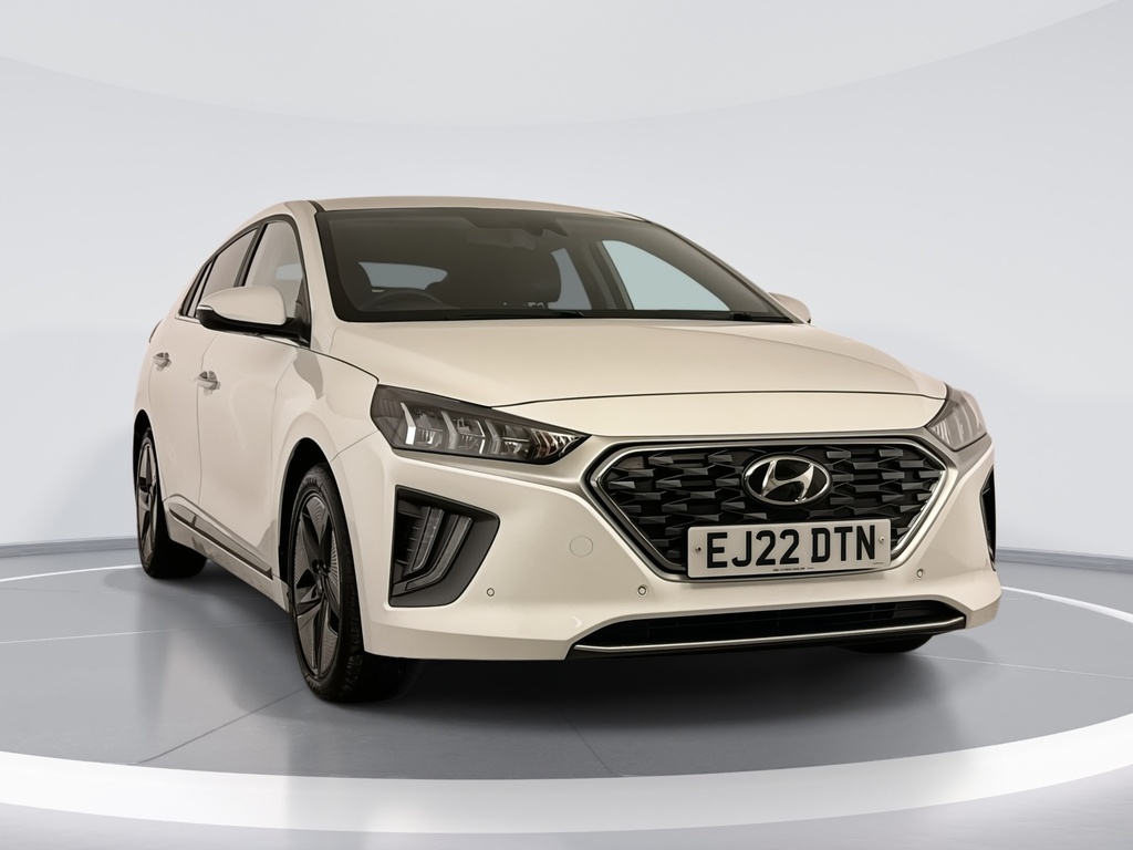 Hyundai Ioniq 1.6 Gdi Hybrid Premium Se Dct White