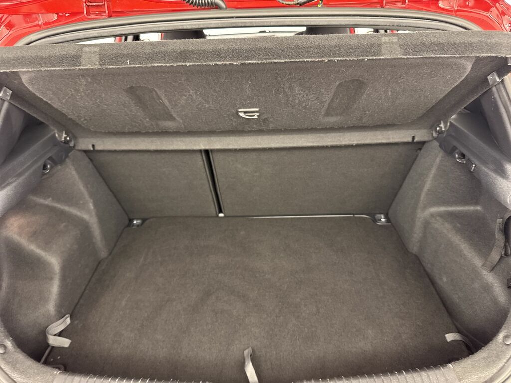 Kia Ceed First Edition Red #15