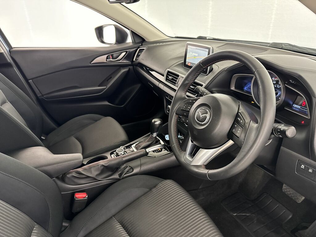 Mazda 3 2.0 165 Sport Nav Red #10