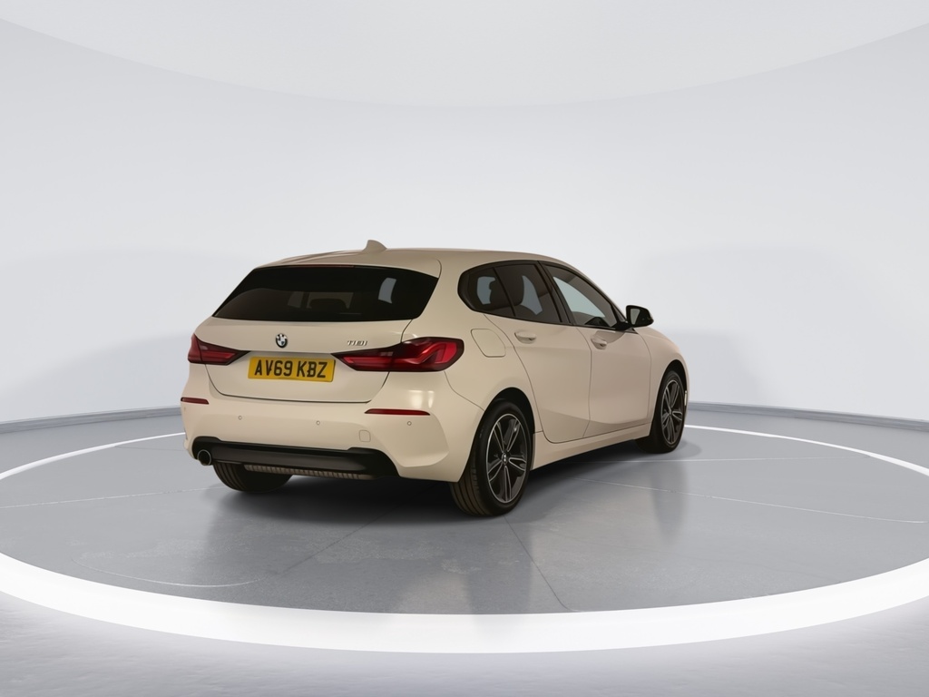 BMW 1 Series 118I Sport Step AV69KBZ White #6
