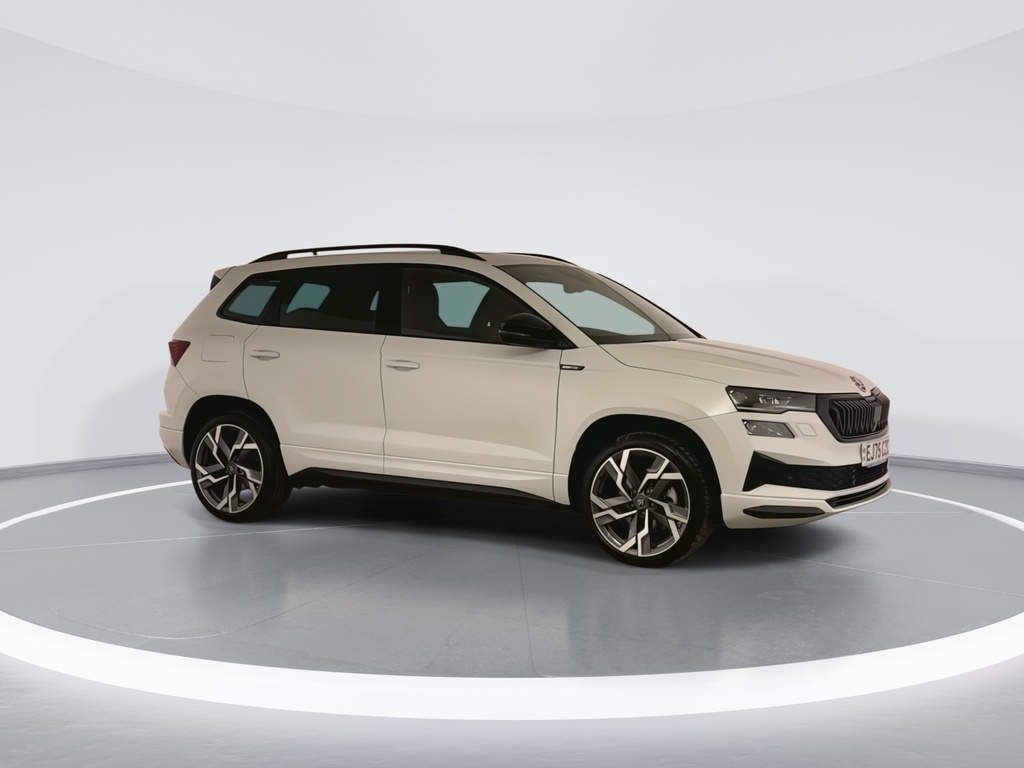 Skoda Karoq 1.5 Tsi Sportline Edition Dsg EJ75CZC White #2