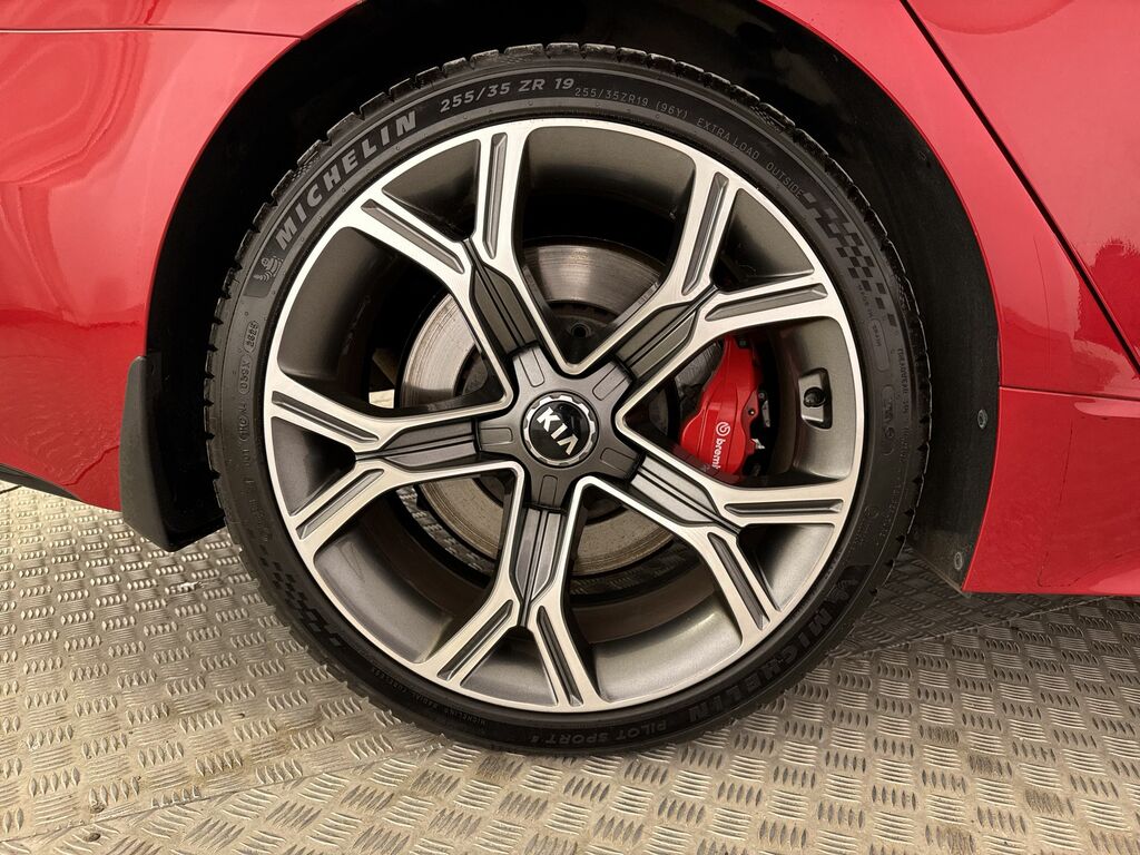 Kia Stinger 3.3 T-gdi 361 Gt S Red #11