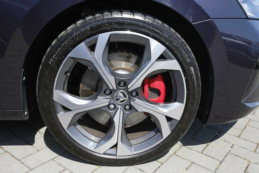 Skoda Octavia Estate Vrs 2.0 Tsi 265 Ps Dsg Purple #5