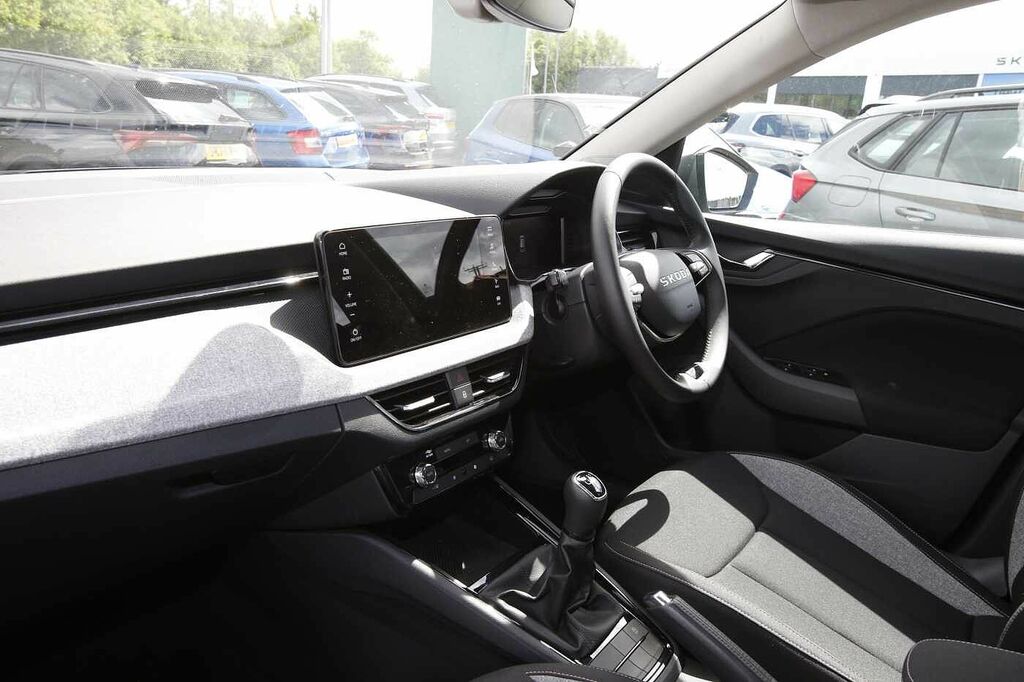 Skoda Kamiq Se Edition 1.0 Tsi 95 Ps 5G Man GJ75BYN Grey #2