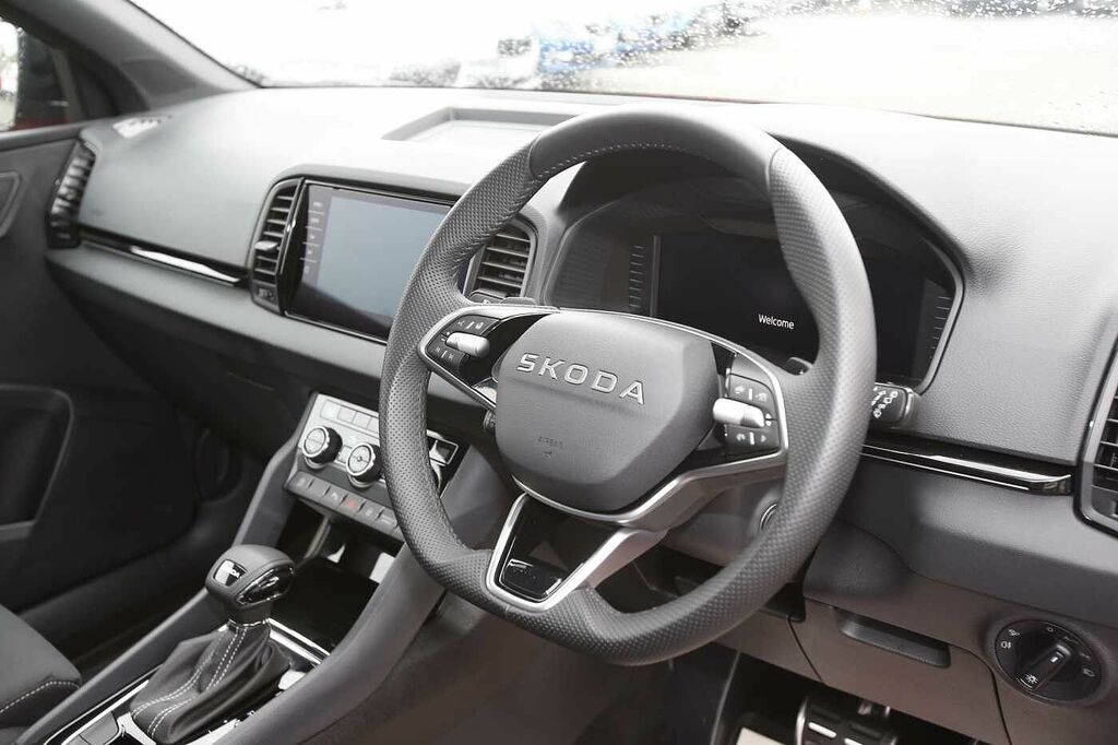 Skoda Karoq Sportline Edition 1.5 Tsi 150 Ps Dsg SM25OMG Red #6