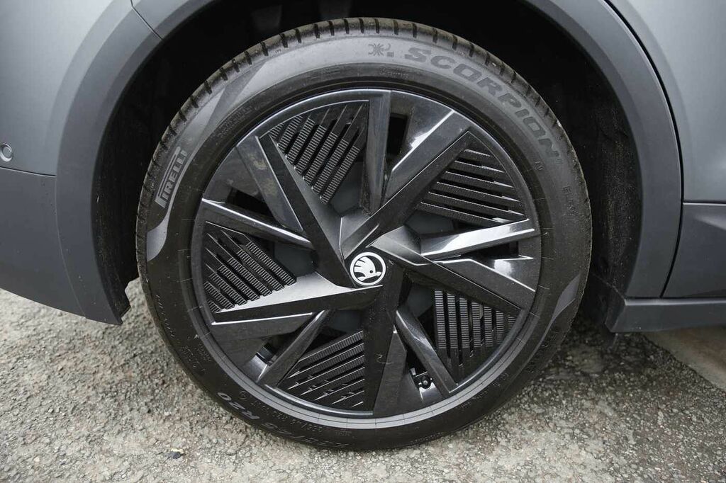 Skoda Elroq 250Kw Vrs 84Kwh 4X4 Grey #5