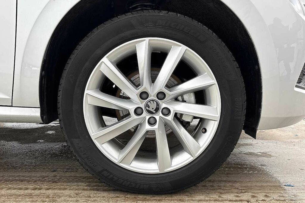 Skoda Kamiq Se Edition 1.0 Tsi 116 Ps 6G Man GJ75LFG Silver #5