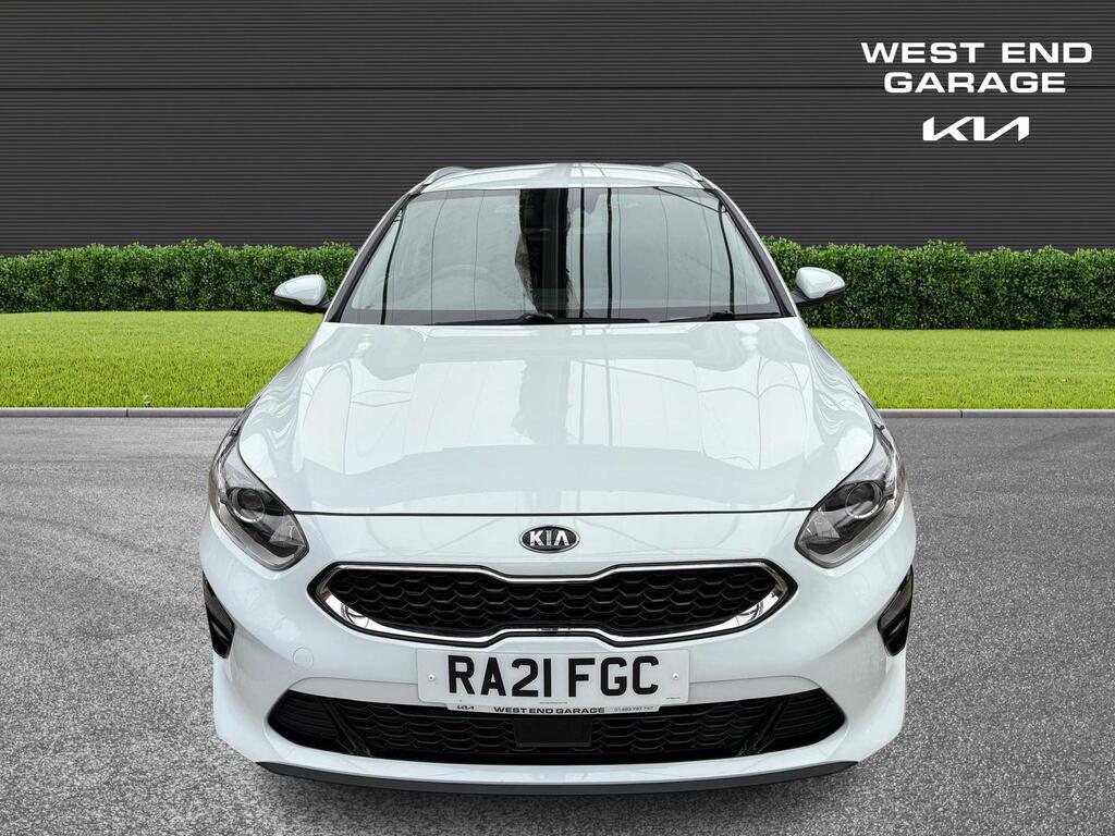 Kia Ceed 3 Spec 1.5 T-gdi Sportswagon White #3