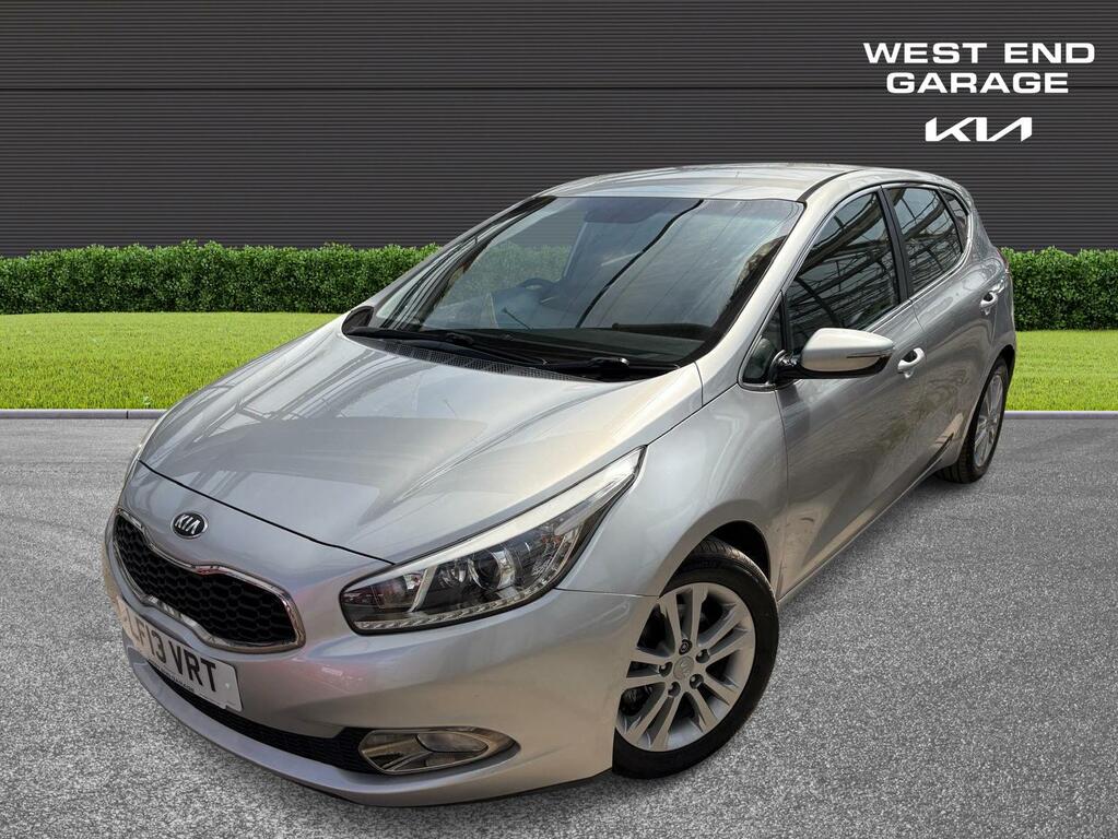 Kia Ceed 3 Spec 1.6 Gdi Silver #2