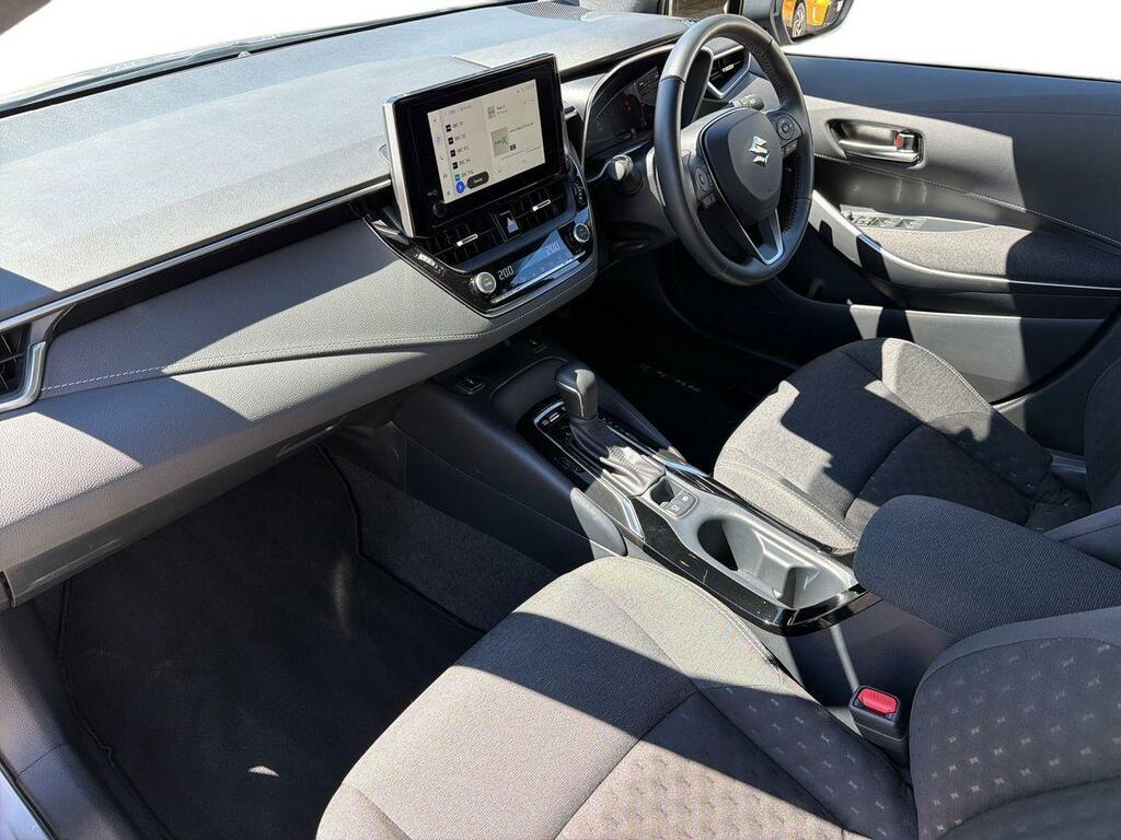 Suzuki Swace 1.8 Hybrid Motion  #10