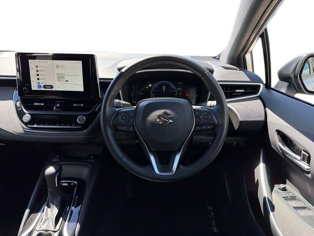 Suzuki Swace 1.8 Hybrid Motion  #8