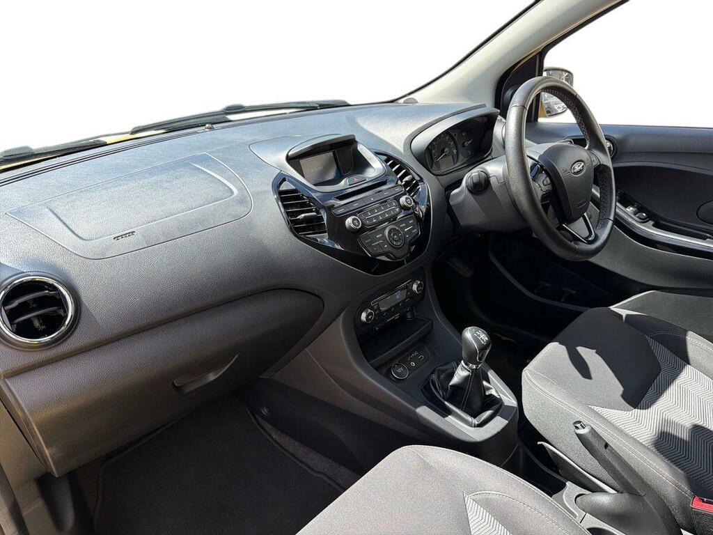 Ford KA+ Zetec Black #10