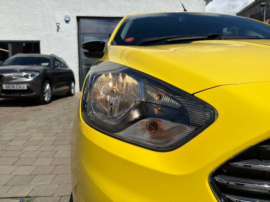 Ford KA+ Zetec Black #21