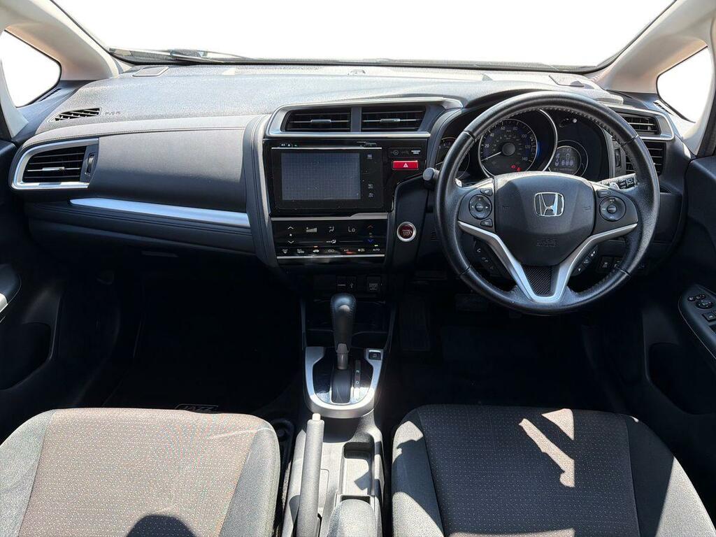 Honda Jazz Jazz Se Navi I-vtec Red #8