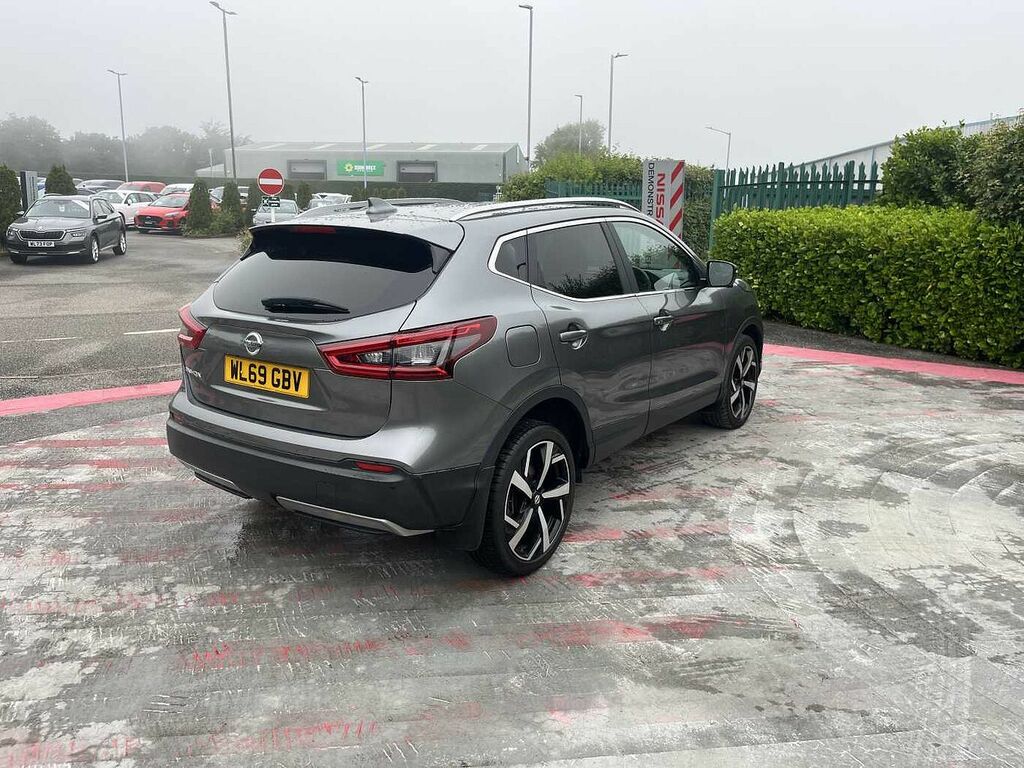 Nissan Qashqai 1.3 Dig-t 160 Tekna Dct Grey #5