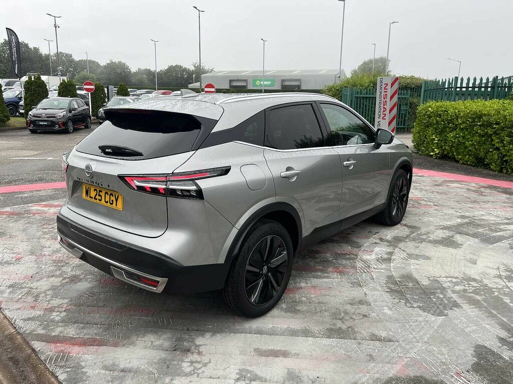 Nissan Qashqai 1.3 Dig-t Mh Tekna WL25CGY Silver #6