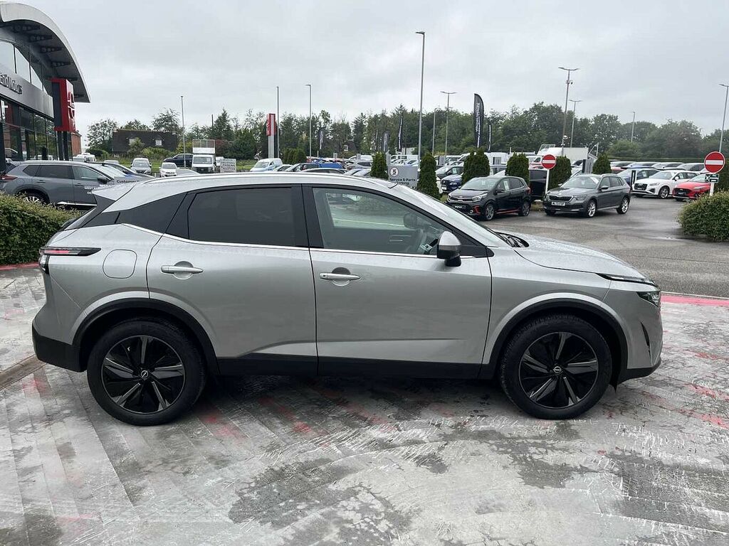 Nissan Qashqai 1.3 Dig-t Mh Tekna WL25CGY Silver #4