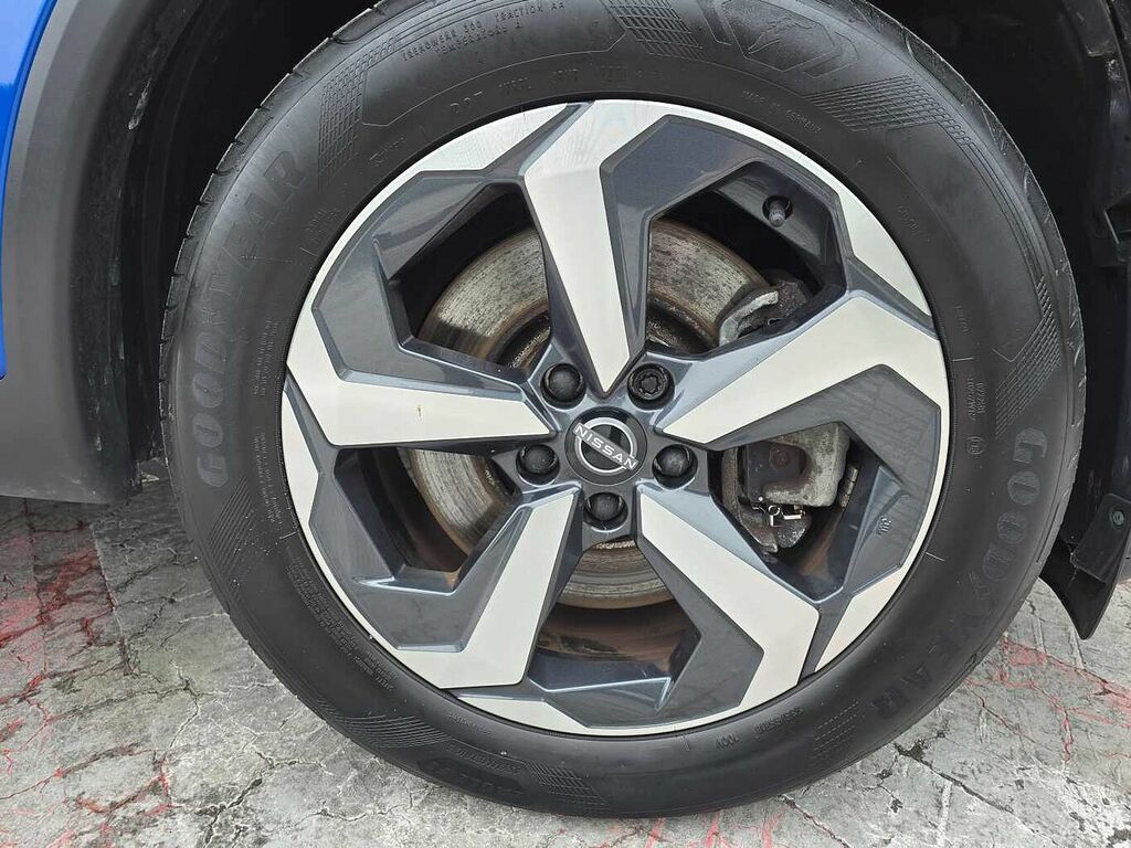 Nissan Qashqai 1.5 H E-power Acenta Premium Suv Hybrid Blue #2