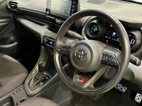 Toyota Yaris 1.5 Vvt-h Gr FA23LNK Grey #3