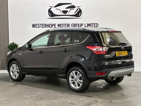 Ford Kuga 1.5 Tdci Titanium CN68OYY Black #2