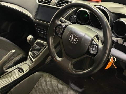 Honda Civic 1.6 I-dtec Se White #3