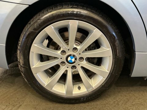 BMW 3 Series 320I Se Silver #28
