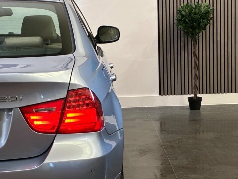BMW 3 Series 320I Se Silver #37