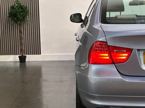 BMW 3 Series 320I Se Silver #17