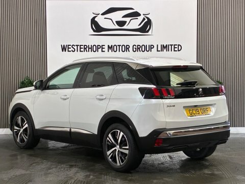 Peugeot 3008 1.5 Bluehdi Allure White #2