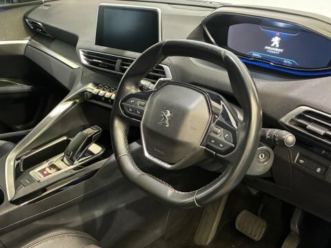 Peugeot 3008 1.5 Bluehdi Allure White #3