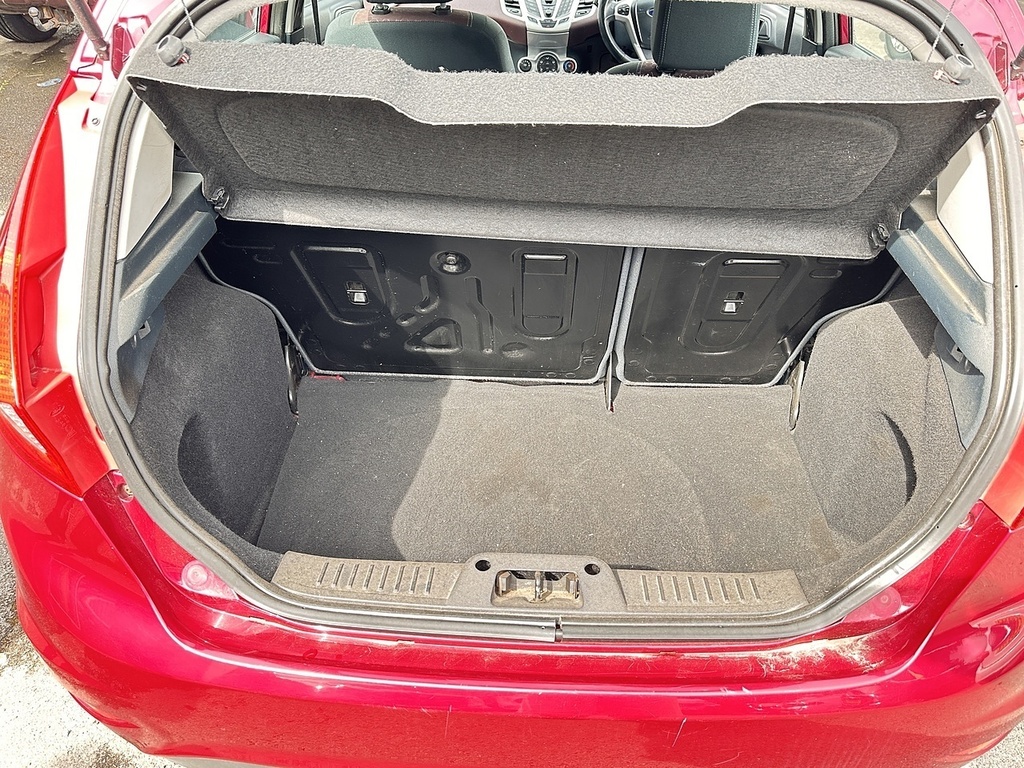 Ford Fiesta Hatchback Black #25