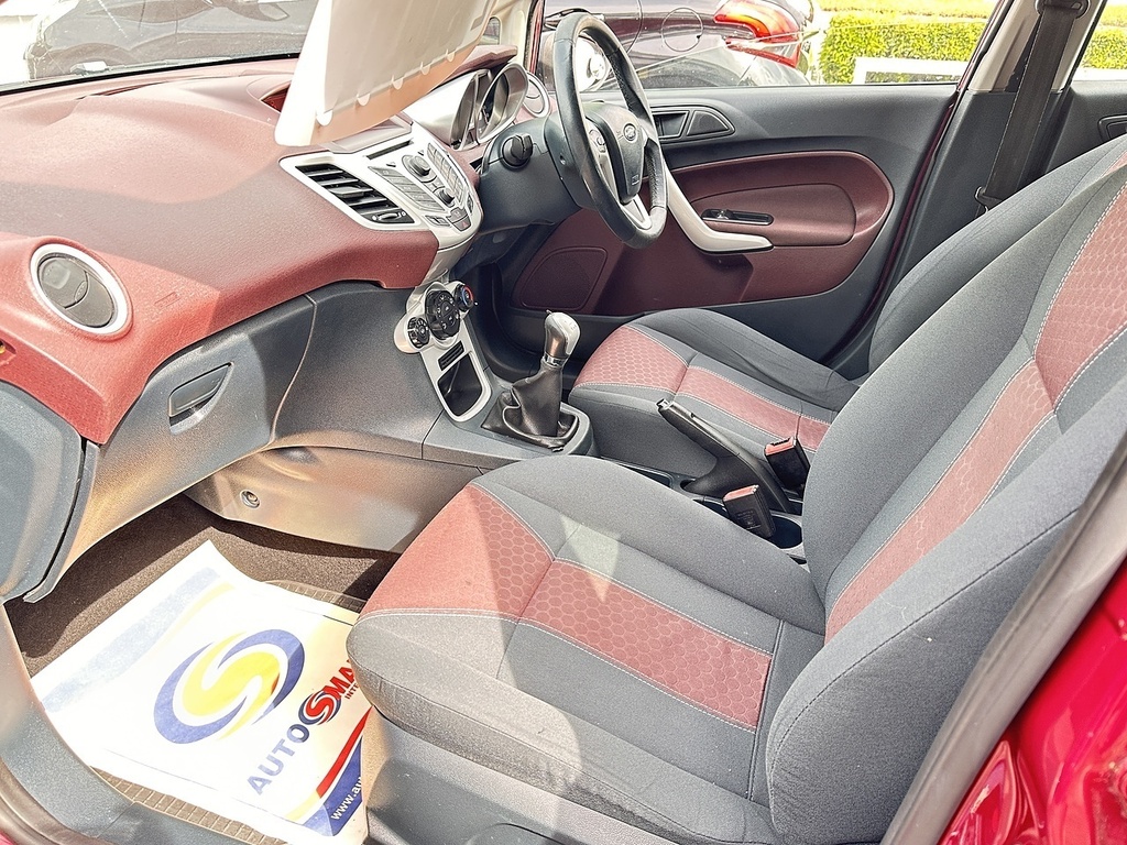 Ford Fiesta Hatchback Black #17