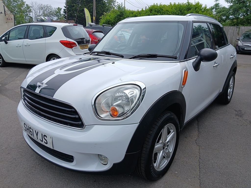 Mini Countryman One White #3