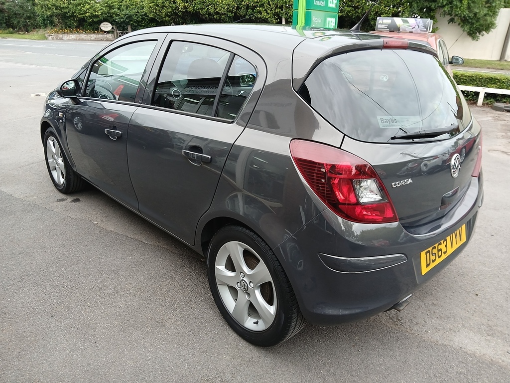 Vauxhall Corsa Sxi DS63VYV Grey #5
