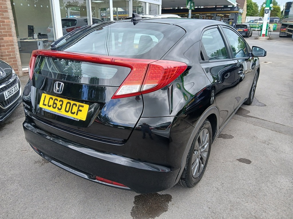 Honda Civic I-dtec Se Black #6