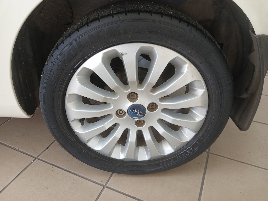 Ford KA 1.2 Zetec Euro 5 Ss Red #19