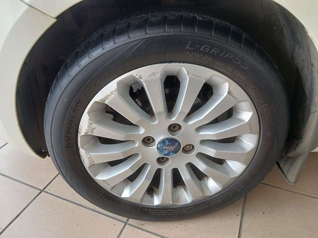 Ford KA 1.2 Zetec Euro 5 Ss Red #20