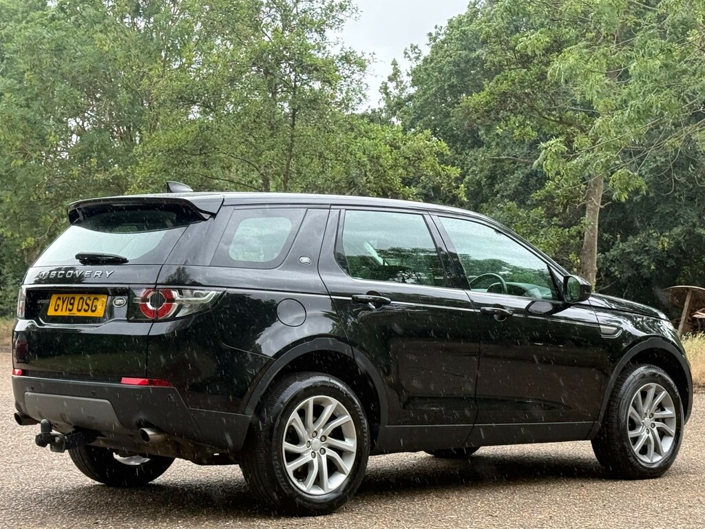 Land Rover Discovery Sport 2019 2.0 Td4 Se Tech 4Wd Euro 6 Ss GY19OSG Black #4