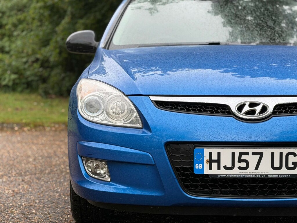 Hyundai I30 1.6 Comfort Hatchback Red #14