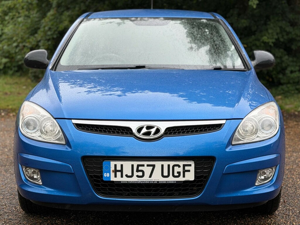 Hyundai I30 1.6 Comfort Hatchback Red #3